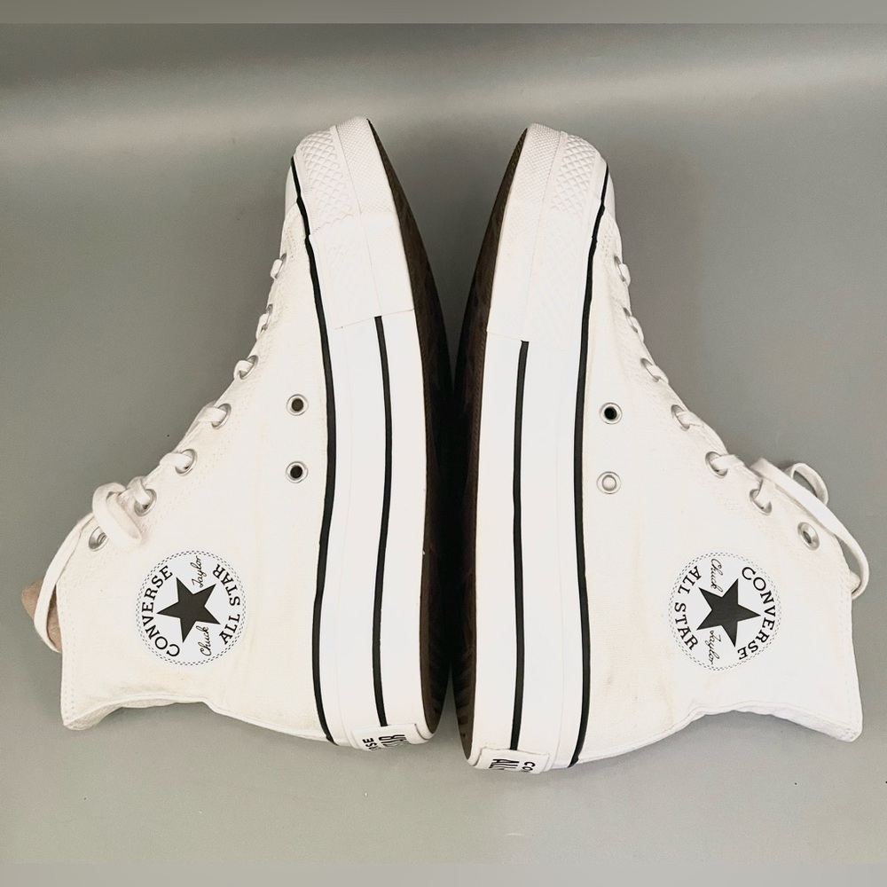 EUC Chuck Taylor All Star Hi Lift Platform Sneaker Size 7 High Top Shoes - Picture 2 of 10